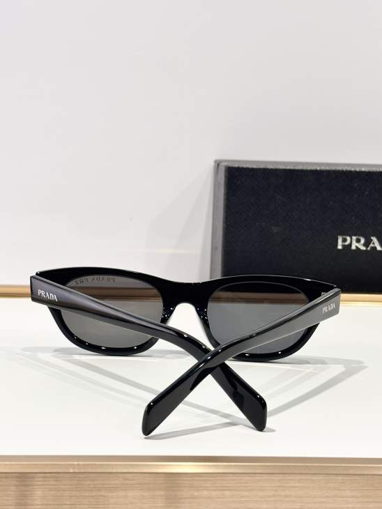 Picture of Prada Sunglasses _SKUfw75732835fw